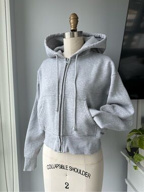 Aritzia TNA Light Gray Zip-Up Hoodie